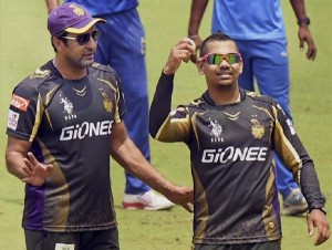  Sunil Narine is likely to travel to Chennai for his re-test with former Pakistan fast bowler Wasim Akram © PTI
