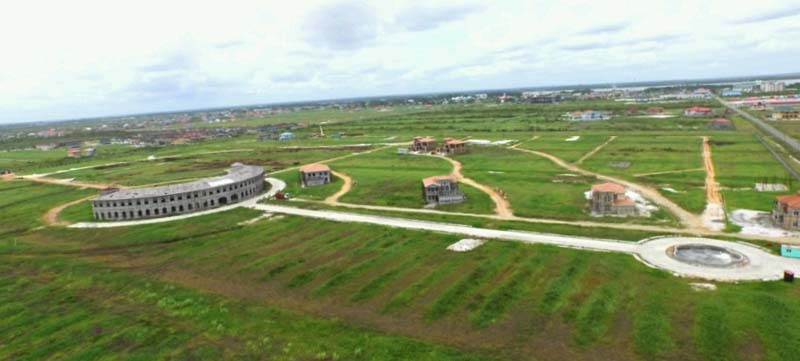 Overhead shot of the 100 acres plot of Sunset Lakes, now controlled by Chinese logger, BaiShanLin. 