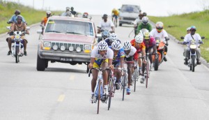 Geron Williams caught leading his colleagues on the Linden Soesdyke Highway in the 2009 5-stage race which he went on to win apart from taking the overall prize. (Franklin Wilosn photo)