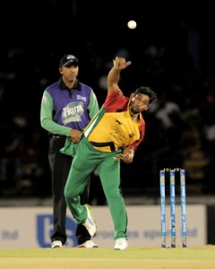 Man of the match Tillekaratene Dilshan had a good all round game for the Warriors. (CPL)