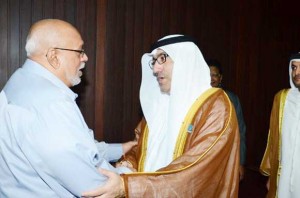 President Donald Ramotar greets Minister of Health in the  United Arab Emirates (UAE) Abdulrahman Alowais.