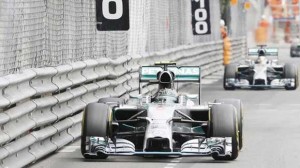  Lewis Hamilton trails Nico Rosbery in Monaco.