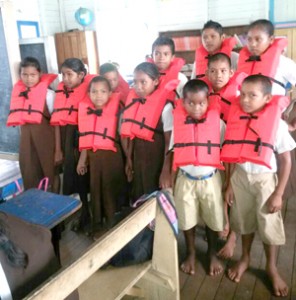 A group of Primary School students, who were recipients of safety jackets this week 