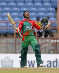 Anamul celebrates reaching his hundred