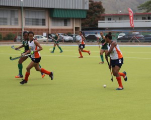 Aliyah Gordon (No9) and Sonia Jardine team up for a GCC counterattack.