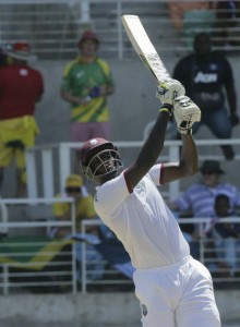 Jason Holder hits over the top, West Indies v Australia, 2nd Test, Kingston, 3rd day, June 13, 2015©Associated Press