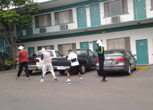 The boxers were compelled to engage in training in the courtyard of their hotel until proper arrangements are established. 