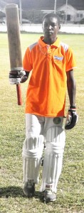 Dwayne Dick acknowledges the crowd after his century. 