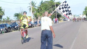Jaime Ramirez of Team Cocos approaches the line to win Stage 2 unchallenged. (GCN) 