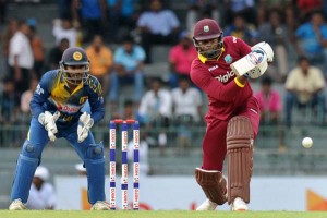  Marlon Samuels in action, Sri Lanka v West Indies, 2nd ODI, Colombo, November 4, 2015 ©Getty Images