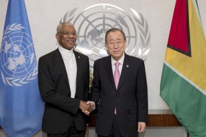 President David Granger and United Nations Secretary General, Mr. Ban Ki-moon share a handshake at the meeting. (photo from UN Website)