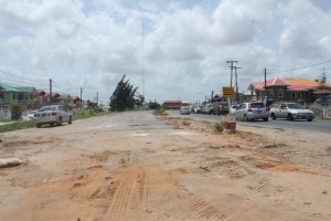 An unfinished section of the road in Herstelling. 