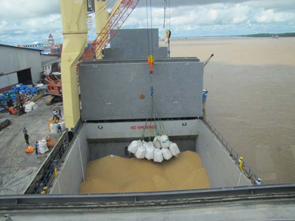 Rice on the wharf for shipment (file photo)