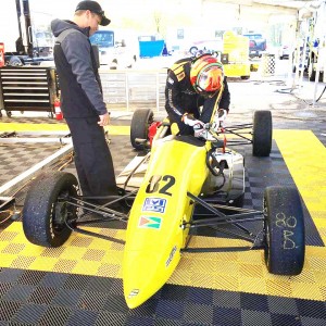 Calvin Ming getting ready for practice. (facebook)