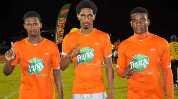 Eon Alleyne (right), flanked by Jahaal Greaves (center) and Hubert Pedro.
