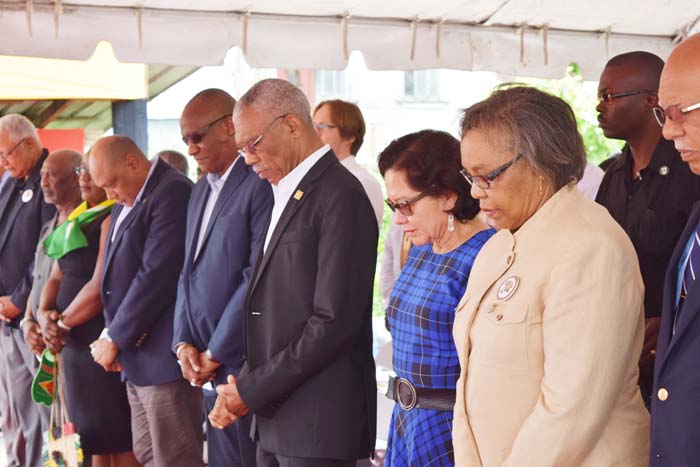 President David Granger, First Lady Sandra Granger and Minister of State Joseph Harmon and Minister of National Resources Raphael Trotman at the Unveiling of the Fiftieth Anniversary Independence Arch.