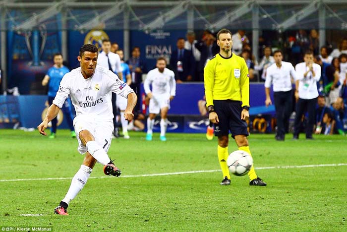 Ronaldo reserved himself for the fifth penalty and after Juanfran had seen his spotkick strike the foot of the post he made no mistake.