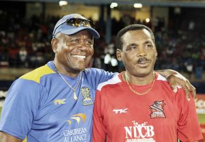 Desmond Haynes and Gordon Greenidge follow the action, Caribbean Premier League, Port-of-Spain, August 11, 2013. (Getty Images)