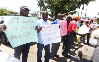 Several disgruntled GTT workers, Union protest arbitrary management