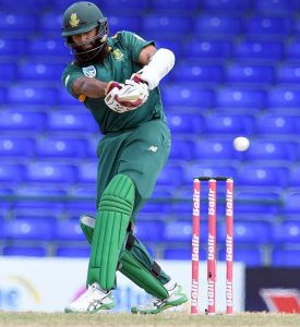 Hashim Amla plays a pull, West Indies v South Africa, 6th match, ODI tri-series, St Kitts ©AFP
