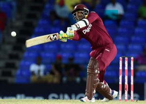 Marlon Samuels attacks the leg side, West Indies v Australia, 5th match, ODI tri-series, Basseterre, June 13, 2016 ©AFP