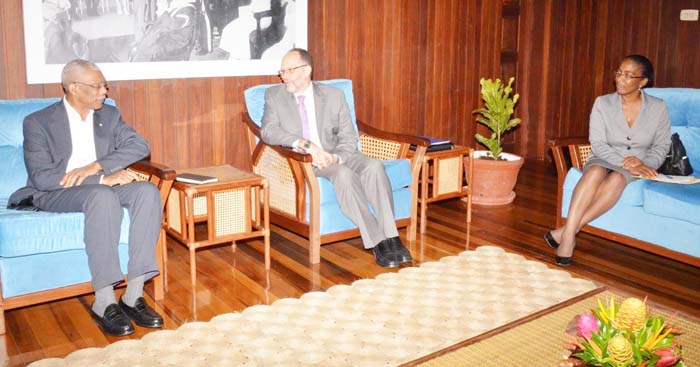 President David Granger in discussion with Secretary-General of CARICOM, Ambassador Irwin LaRocque and Chief de Cabinet, Office of the Secretary-General, Charmaine Atkinson- Jordan, at the Ministry of the Presidency. 