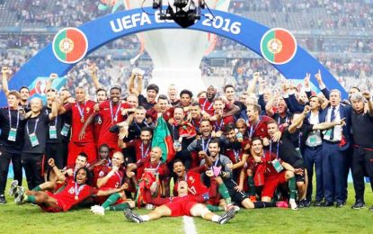 Portugal stun France with late Eder strike in Euro final
