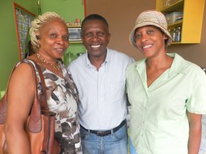 Dr. Liverpool with Linda Felix Johnson (left) and co-founder of OMAT
