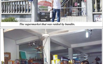Gunmen raid Diamond supermarket