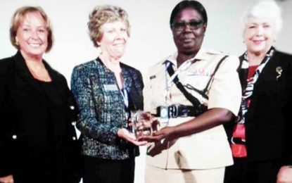 Female cop receives international award