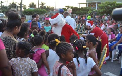 Children treated at Rahaman’s Park Christmas tree light-up