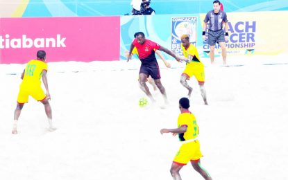 CONCACAF Beach Soccer Championships…Antigua edge Guyana for 11th place in 14 goal thriller; Panama beat Mexico 4-2 to win title