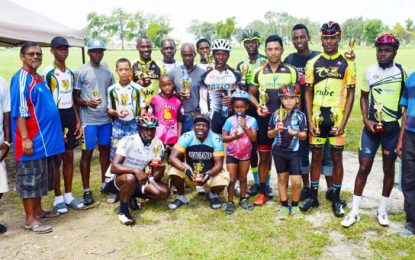 12th DMW National Park Cycle Meet …Romello Crawford wins feature 35-lap race; Curtis Dey cops juvenile race