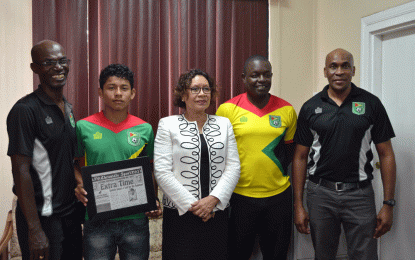 Minister Garrido-Lowe congratulates Under-17s’ Daniels
