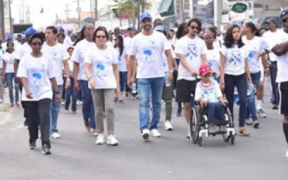 First Lady participates in Autism Awareness walk