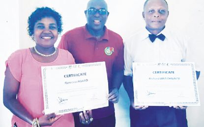 Local boxing referee/judges  receive AIBA certificates