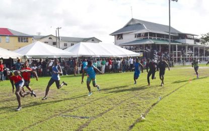 Police handcuff top cash prizes at Boyce and Jefford Relay Festival