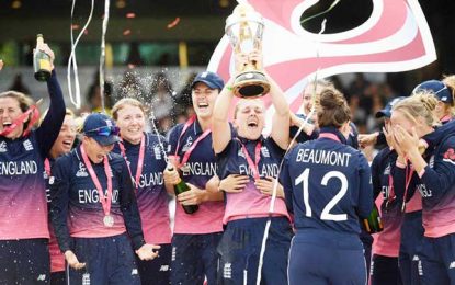 Shrubsole six-for snatches World Cup for England