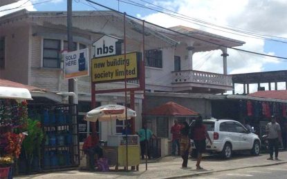 Bandits Snatch $1.2M from Rosignol Cambio Dealer