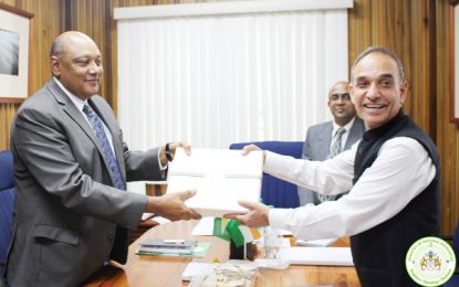 India’s Water Minister visits Natural Resources Minister