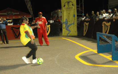 B/ce Zone Guinness ‘Greatest of the Streets’ Competitio… Capacity crowd turnout for opening night action -Mayor of NA kicks off tournament