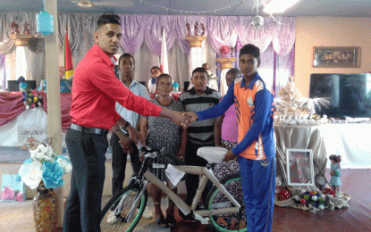 RHTY&SC assists students with cycles under Patron’s 73rd Birthday Programme