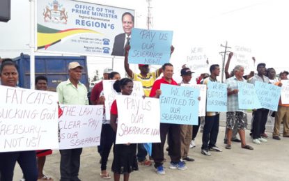 Laid-off sugar workers confront PM’s rep over deadline for package