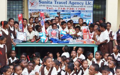 Sunita Travel Agency donates sports gear to Lima Sands Primary