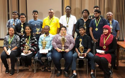 Chess winners receive prizes