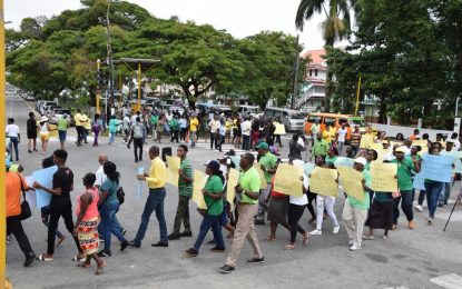 Coalition demonstrates for House to House registration