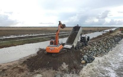 6,000 tonnes of stone delivered…  Mahaicony sea defence works ramp up as spring tides approach