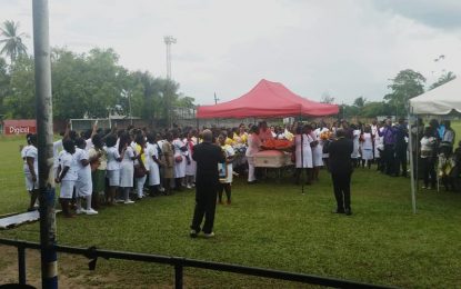 Linden nurse killed in ambulance accident laid to rest – residents want allowance, insurance for medical workers who accompany patients