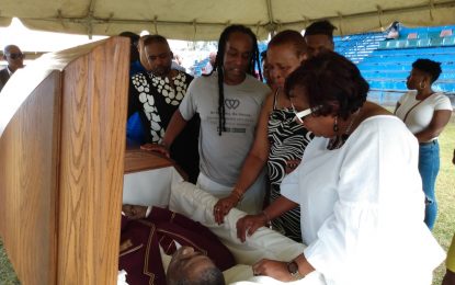 Lindeners get to pay final respects to cricket legend Basil Butcher