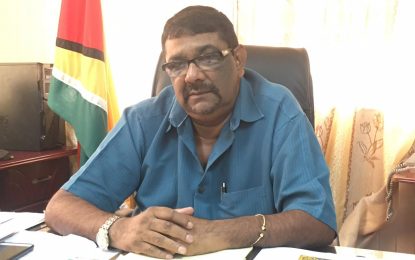 Region Six chairman accuses admin of toying with rice farmers